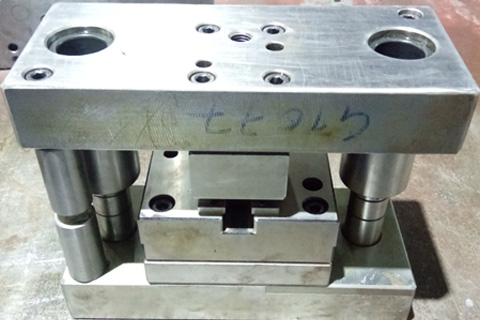 FIRST FORMING TOOL